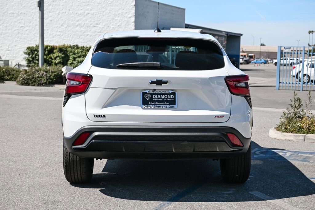 New 2026 Chevrolet Trax RS FWD image 5