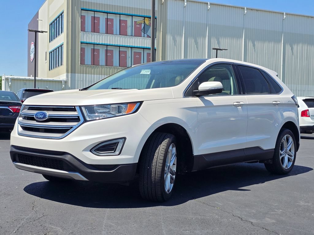 Used 2016 Ford Edge Titanium w/ Technology Package AWD/4WD image 4