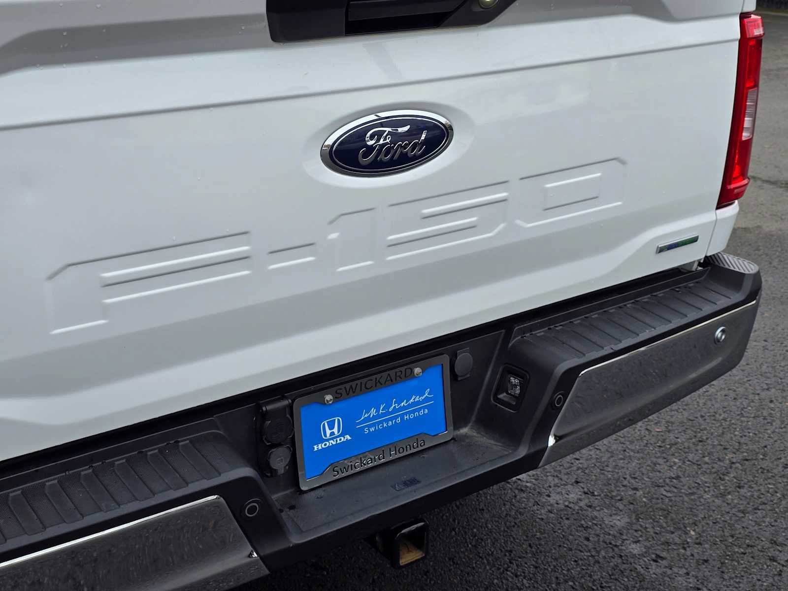 Used 2021 Ford F150 XLT w/ Trailer Tow Package image 16