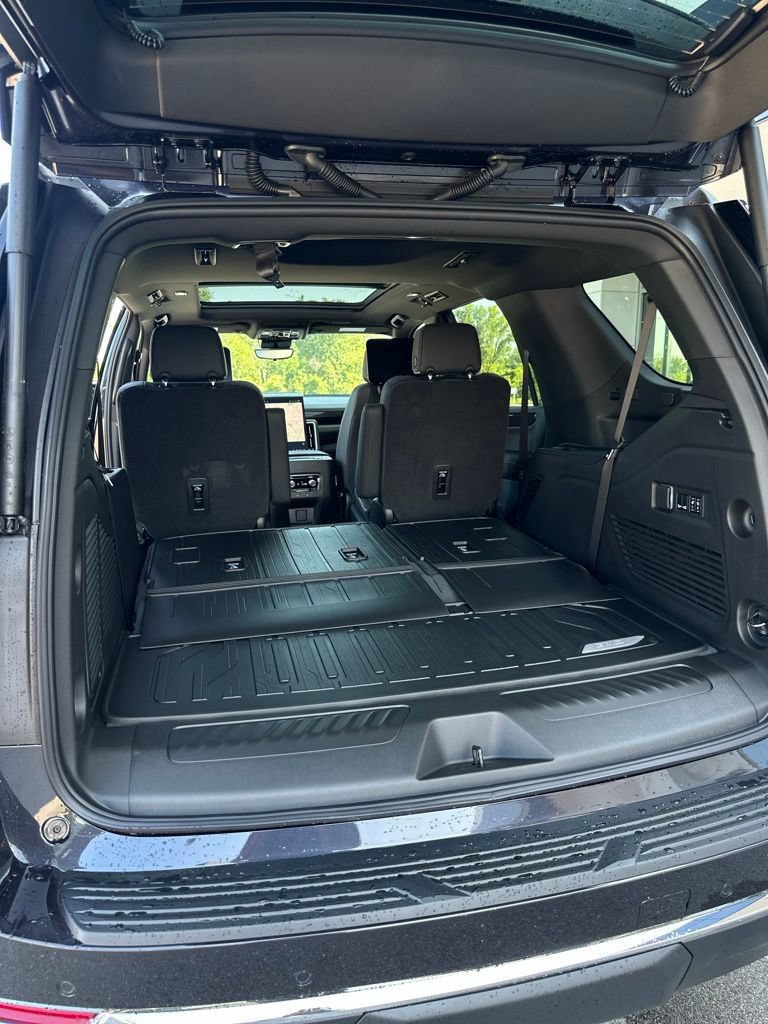 New 2026 GMC Yukon Elevation w/ Elevation Premium Package AWD/4WD image 21