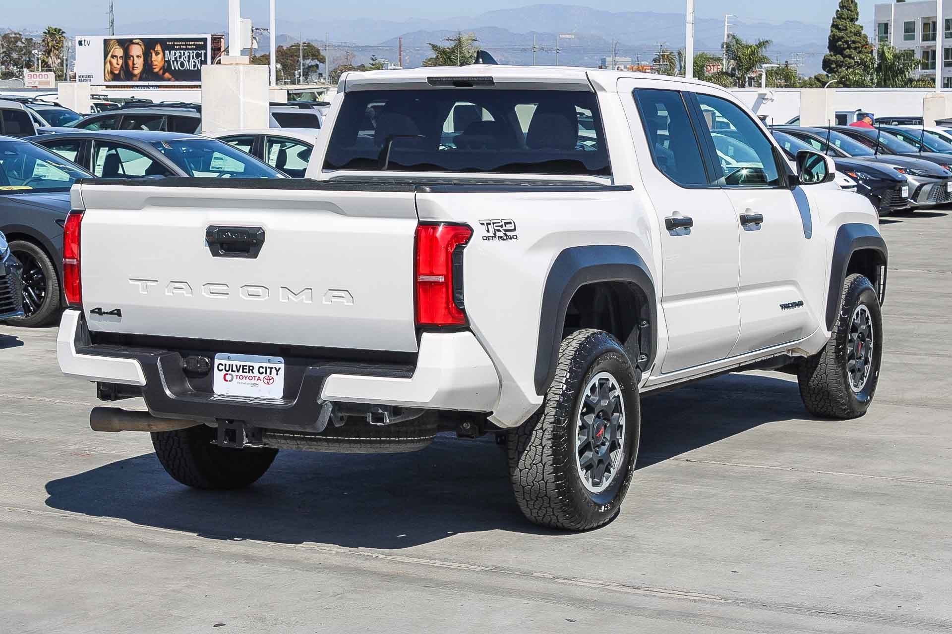 Certified 2024 Toyota Tacoma TRD Off-Road image 9