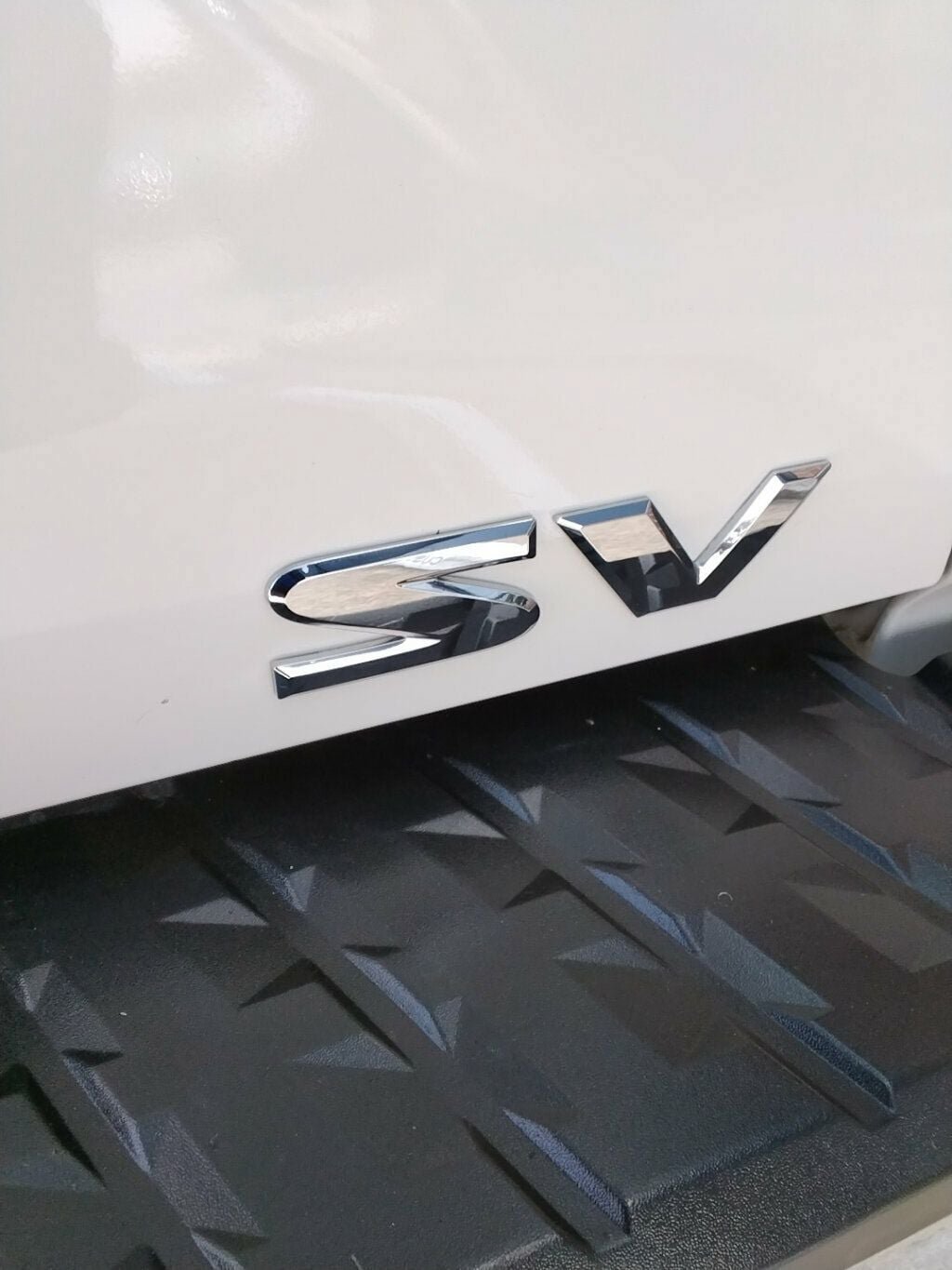 Used 2018 Nissan Titan SV RWD image 23