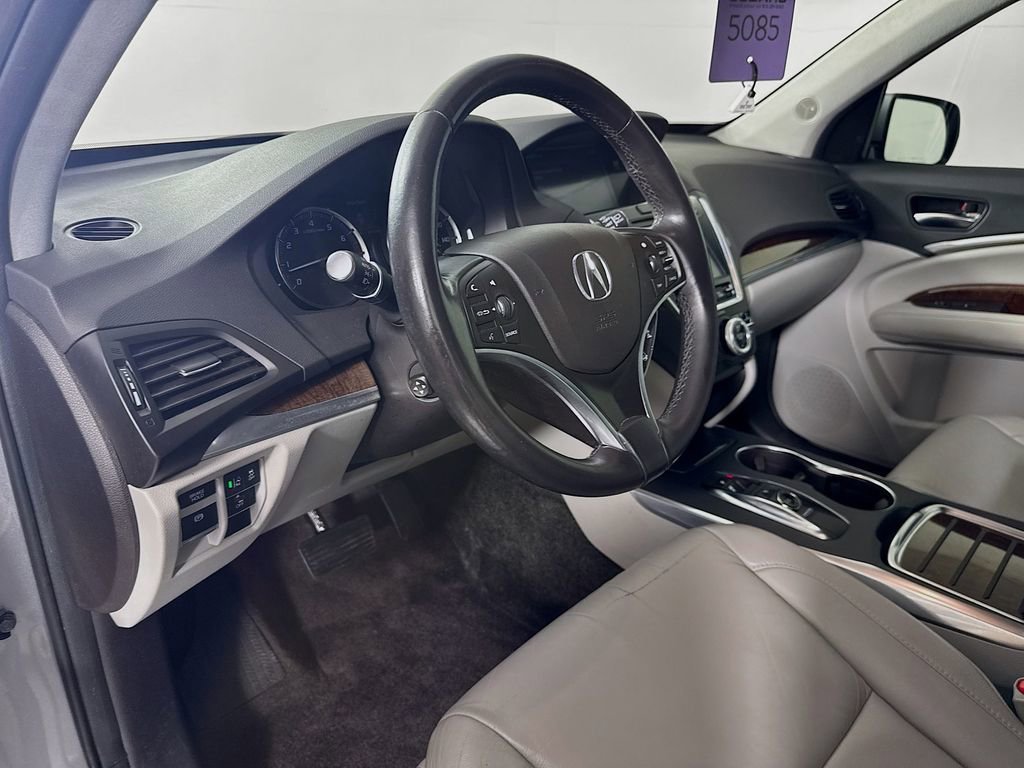 Used 2018 Acura MDX FWD w/ Technology Package image 9
