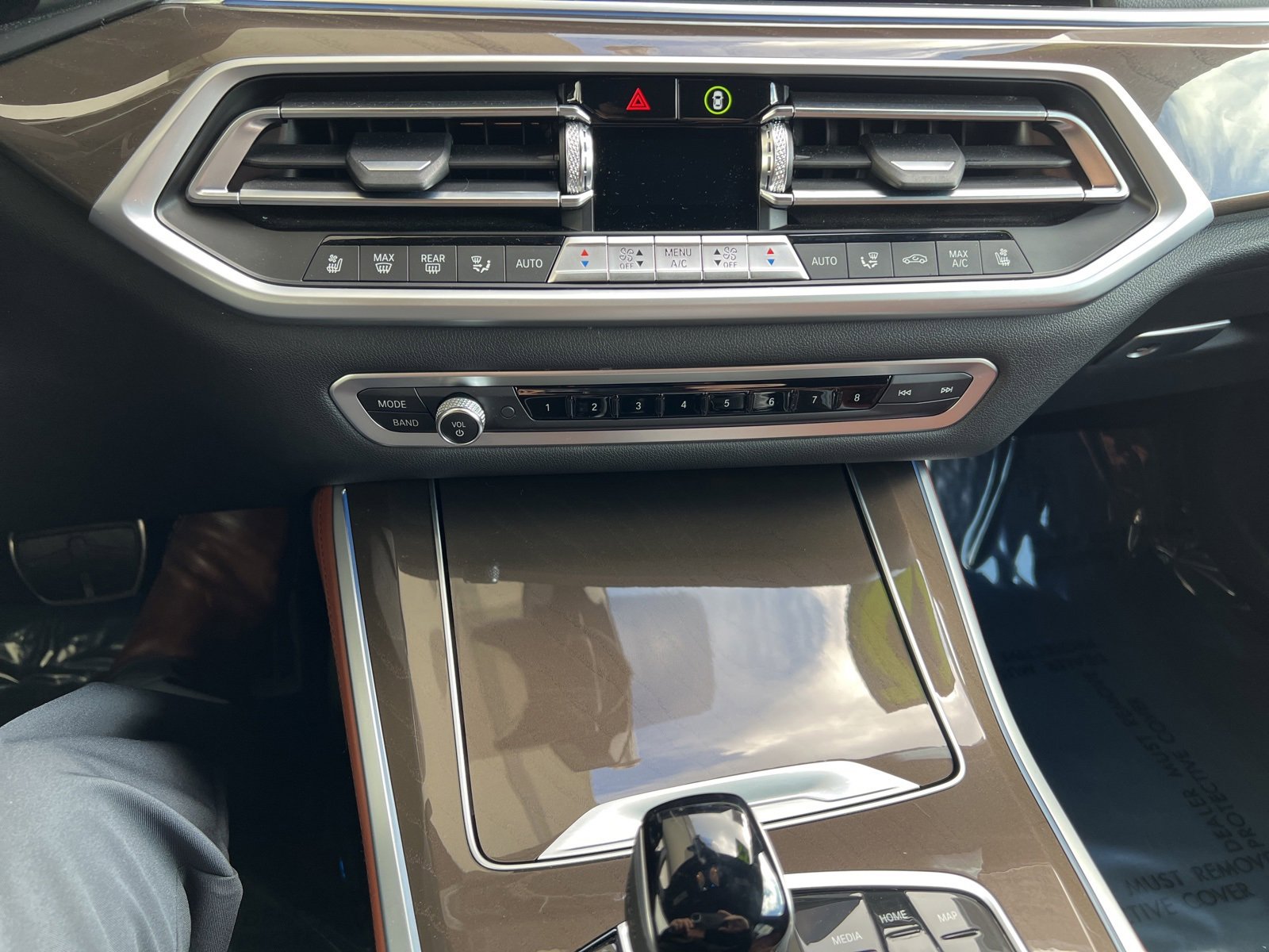 Used 2022 BMW X5 xDrive45e w/ M Sport Package image 17