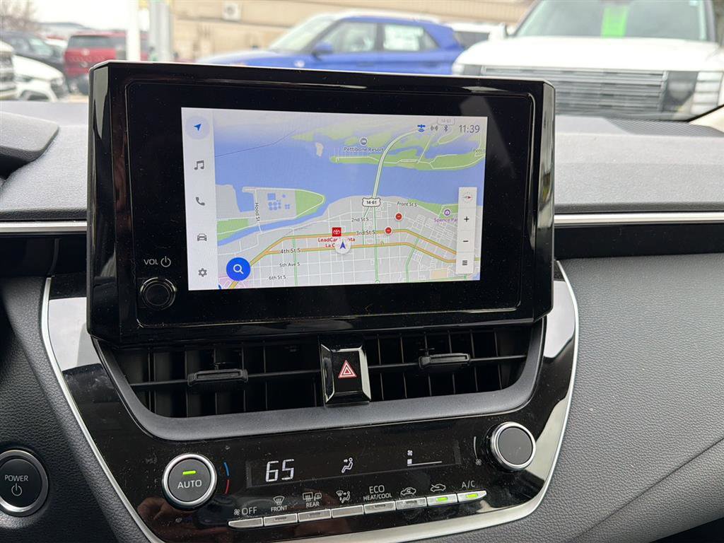 Used 2024 Toyota Corolla LE w/ LE Convenience Package FWD image 8