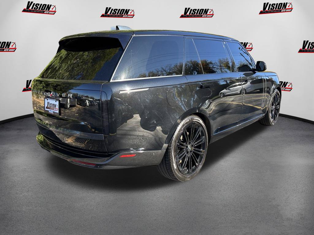 Used 2023 Land Rover Range Rover Long Wheelbase SE AWD/4WD image 6