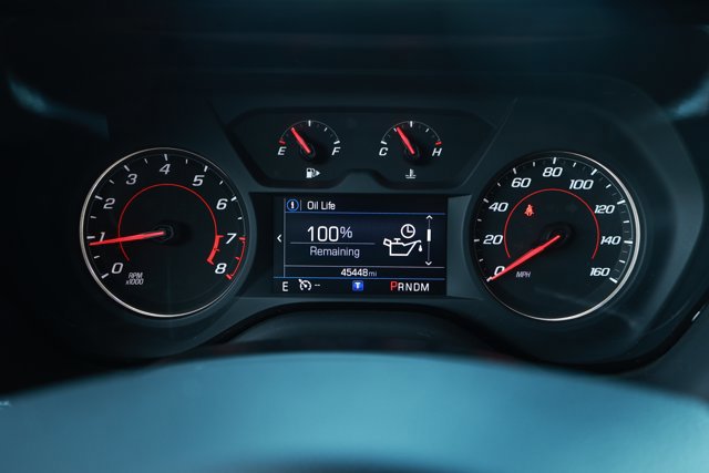 Used 2021 Chevrolet Camaro LS RWD image 12