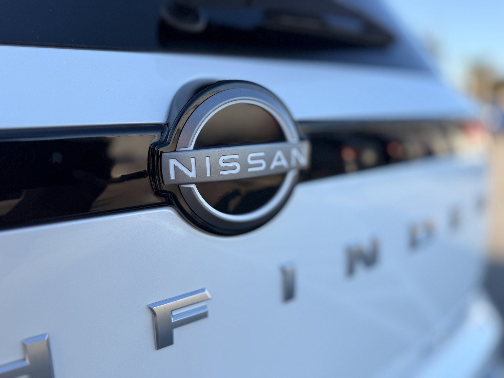 New 2025 Nissan Pathfinder Platinum image 16