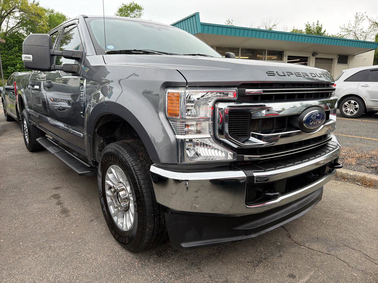 Used 2021 Ford F250 XLT AWD/4WD image 3