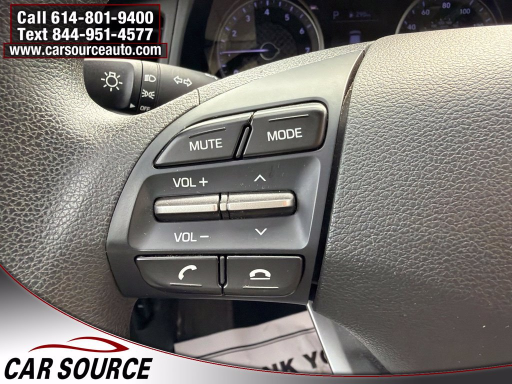 Used 2020 Hyundai Elantra SE FWD image 10