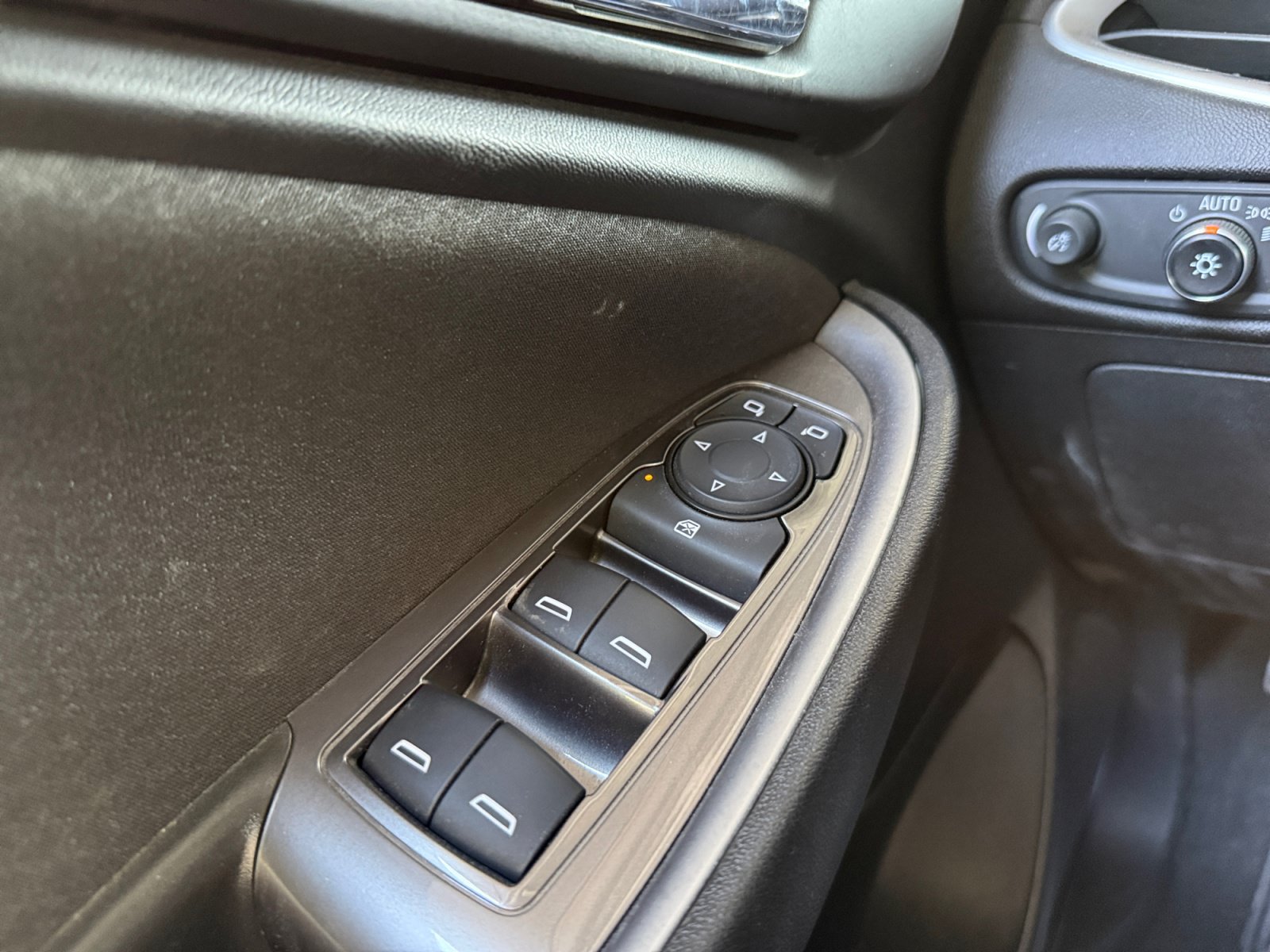 Used 2021 Chevrolet Malibu RS FWD image 15