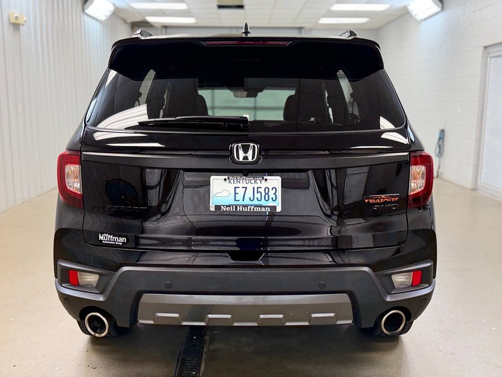 Used 2022 Honda Passport TrailSport image 7