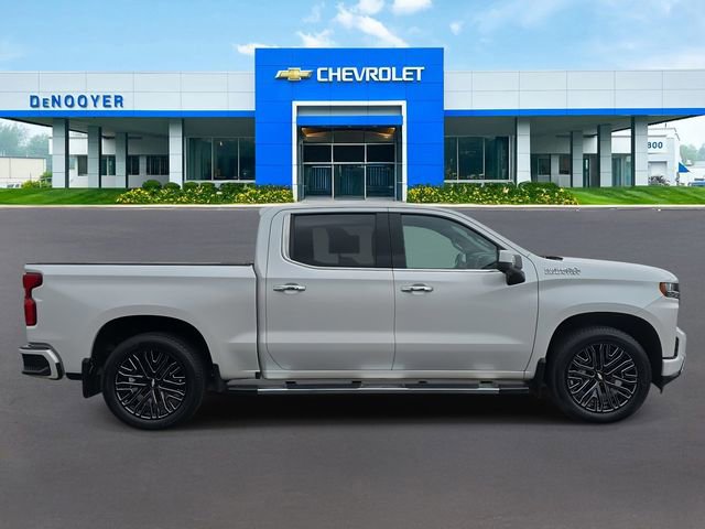 Used 2020 Chevrolet Silverado 1500 High Country w/ Technology Package image 4