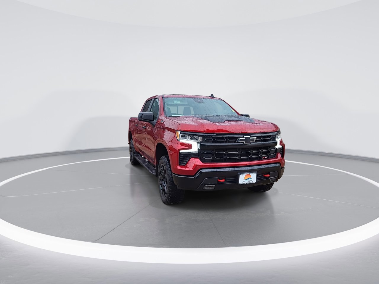 Used 2024 Chevrolet Silverado 1500 LT Trail Boss w/ Convenience Package II image 2