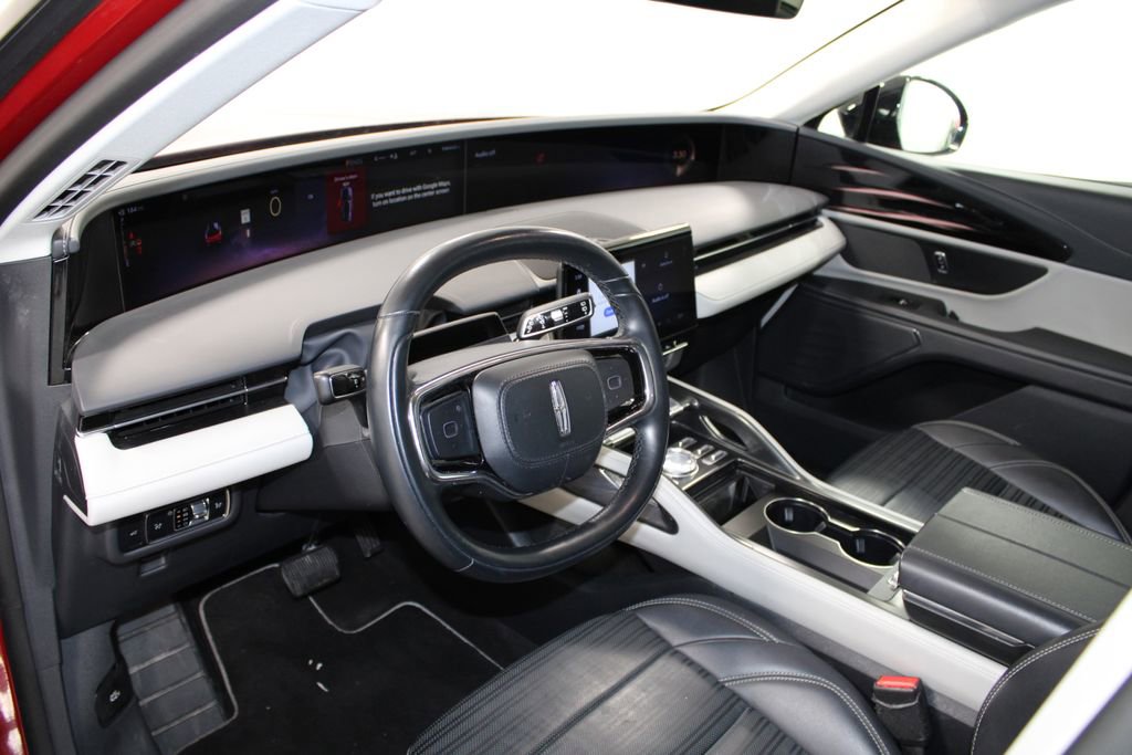 Used 2024 Lincoln Nautilus Reserve image 24