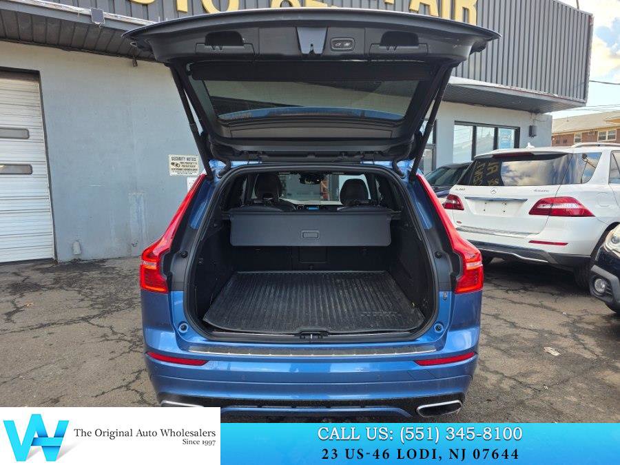 Used 2018 Volvo XC60 T6 R-Design w/ Convenience Package image 9