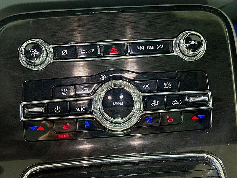 Used 2023 Lincoln Nautilus Reserve w/ Equipment Group 201A image 18