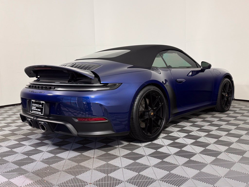 Certified 2025 Porsche 911 Carrera GTS RWD image 7