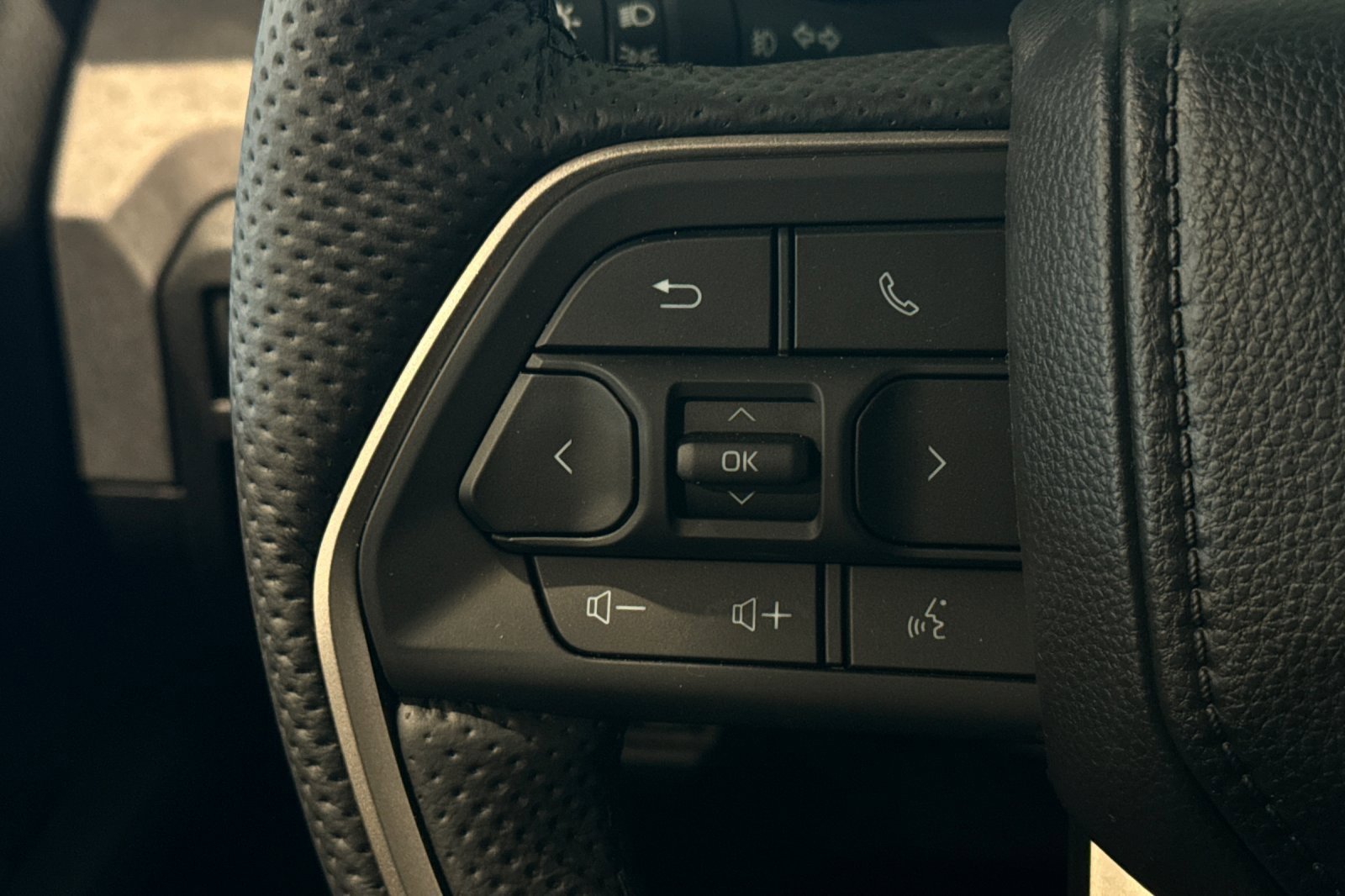 New 2025 Toyota Tacoma Trailhunter image 26