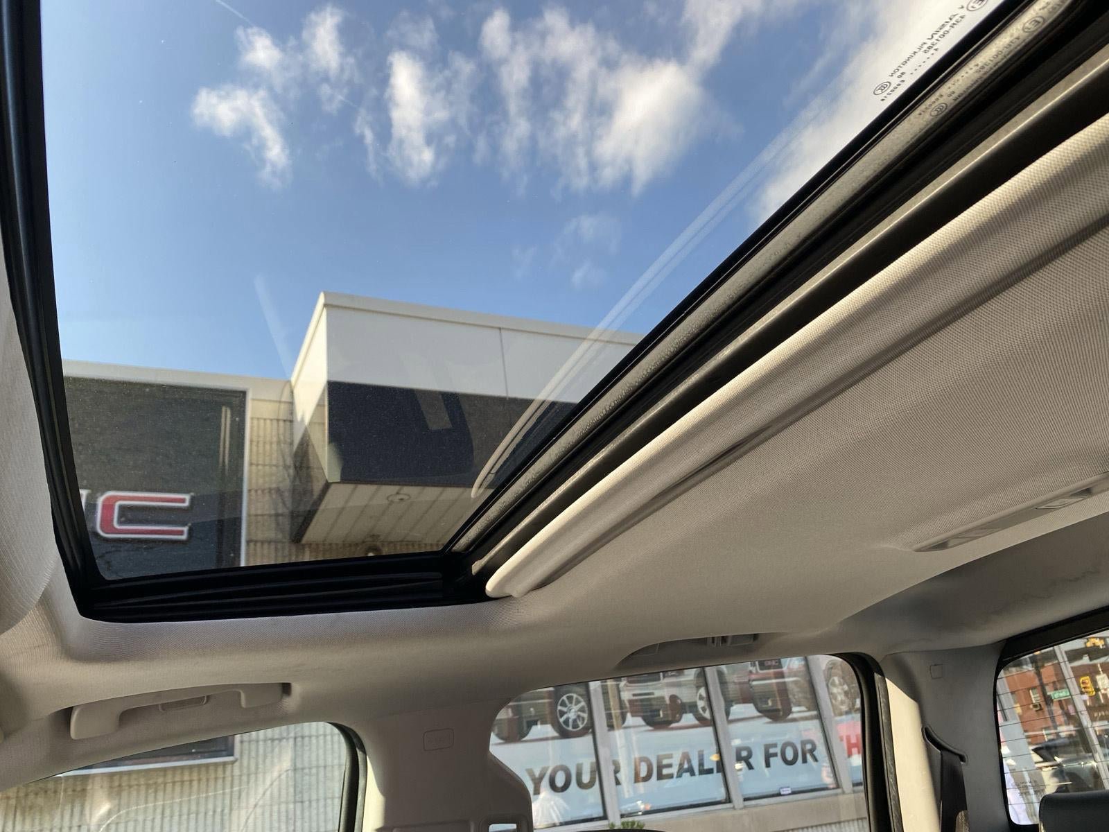 Used 2014 GMC Sierra 1500 Denali image 53