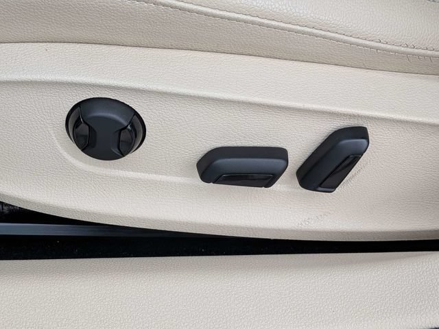 Used 2019 Volkswagen Passat 2.0T Wolfsburg FWD image 18