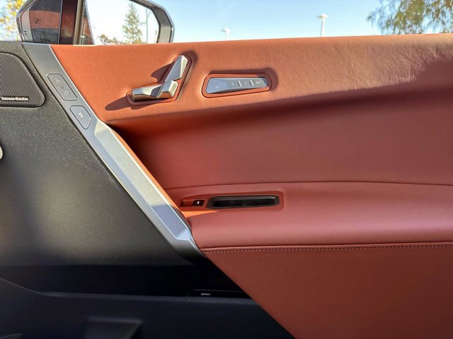 New 2026 BMW iX xDrive45 w/ M Sport Package image 24