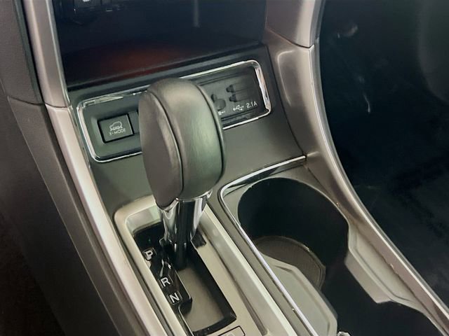 Used 2020 Subaru Ascent Limited w/ Technology Package image 18