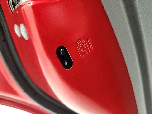 Used 2026 Toyota Prius LE image 31