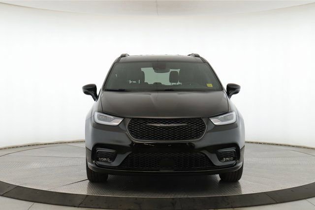New 2026 Chrysler Pacifica Select w/ S Appearance Package image 12