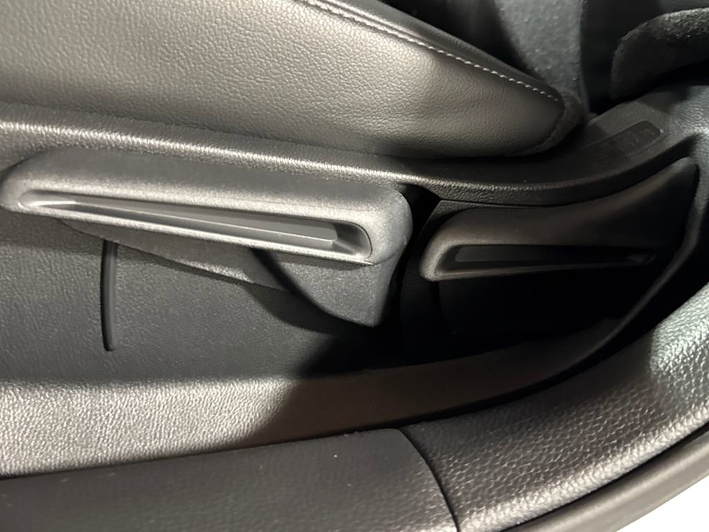 Certified 2025 Honda Civic Sport image 23
