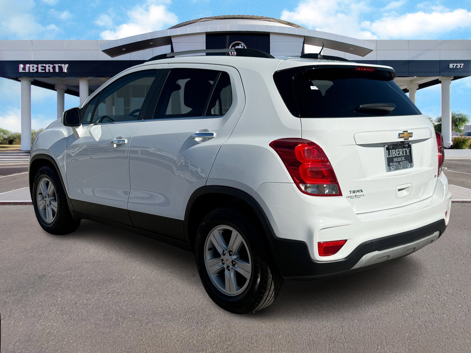 Used 2019 Chevrolet Trax LT w/ LT Convenience Package FWD image 6