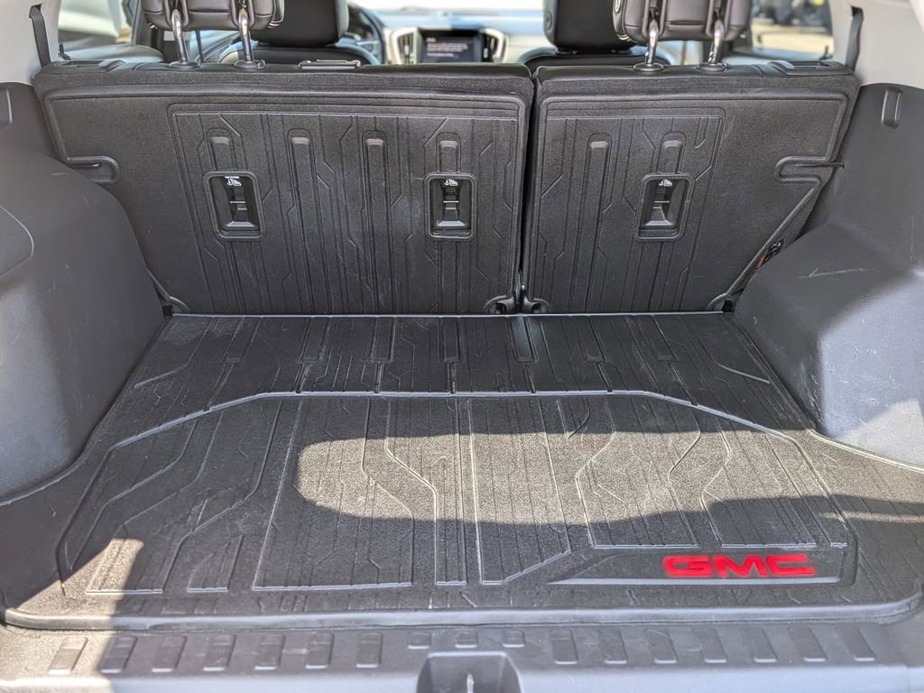 Used 2019 GMC Terrain Denali w/ Advanced Safety Package AWD/4WD image 8