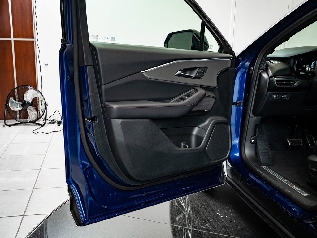 Used 2024 Acura ZDX A-Spec image 29