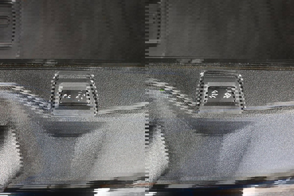 Used 2022 BMW X5 xDrive45e w/ Climate Comfort Package image 48