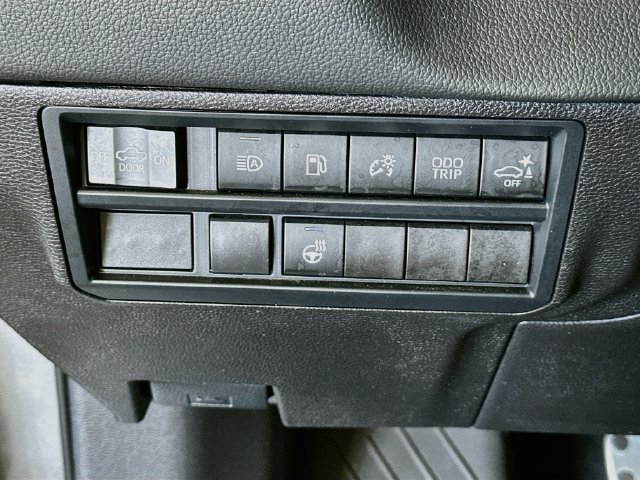 Used 2026 Toyota Tundra Limited w/ TRD Off-Road Package AWD/4WD image 11