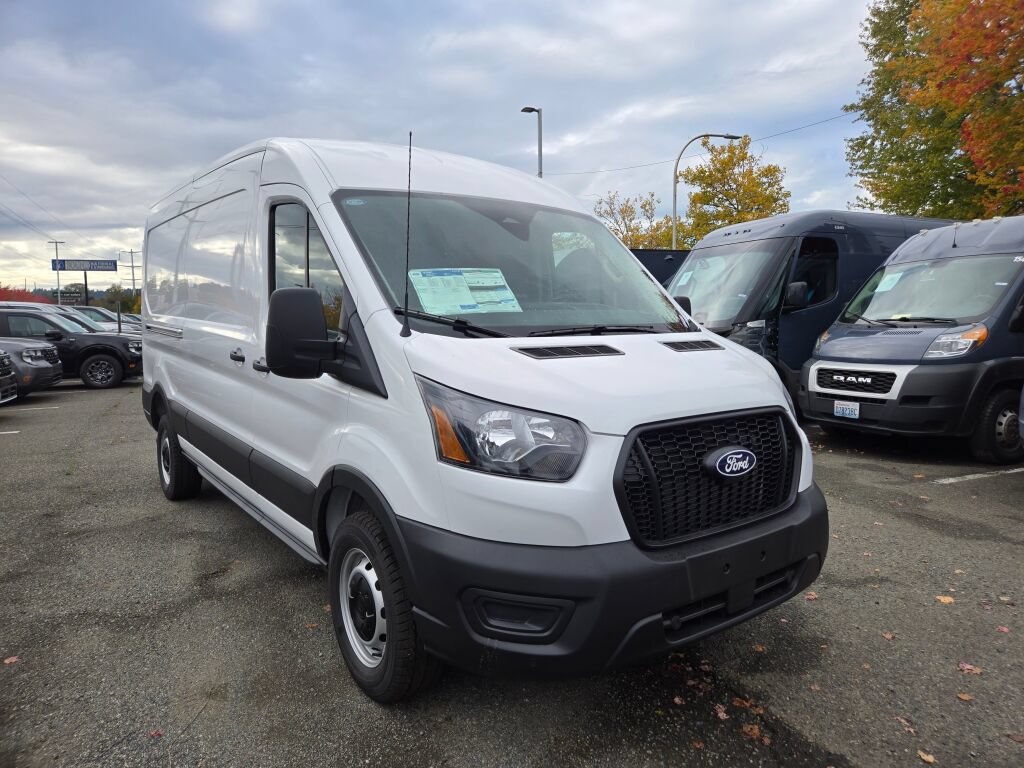 New 2026 Ford Transit 250 148 Medium Roof RWD image 3