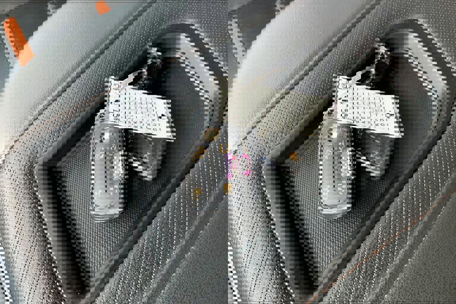 Used 2020 GMC Sierra 1500 AT4 w/ AT4 Premium Package image 14