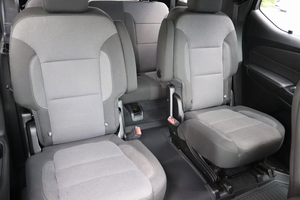 Used 2023 Chevrolet Traverse LT AWD/4WD image 5