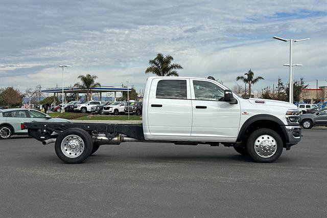 New 2026 RAM 5500 Tradesman w/ Chrome Appearance Group AWD/4WD image 3