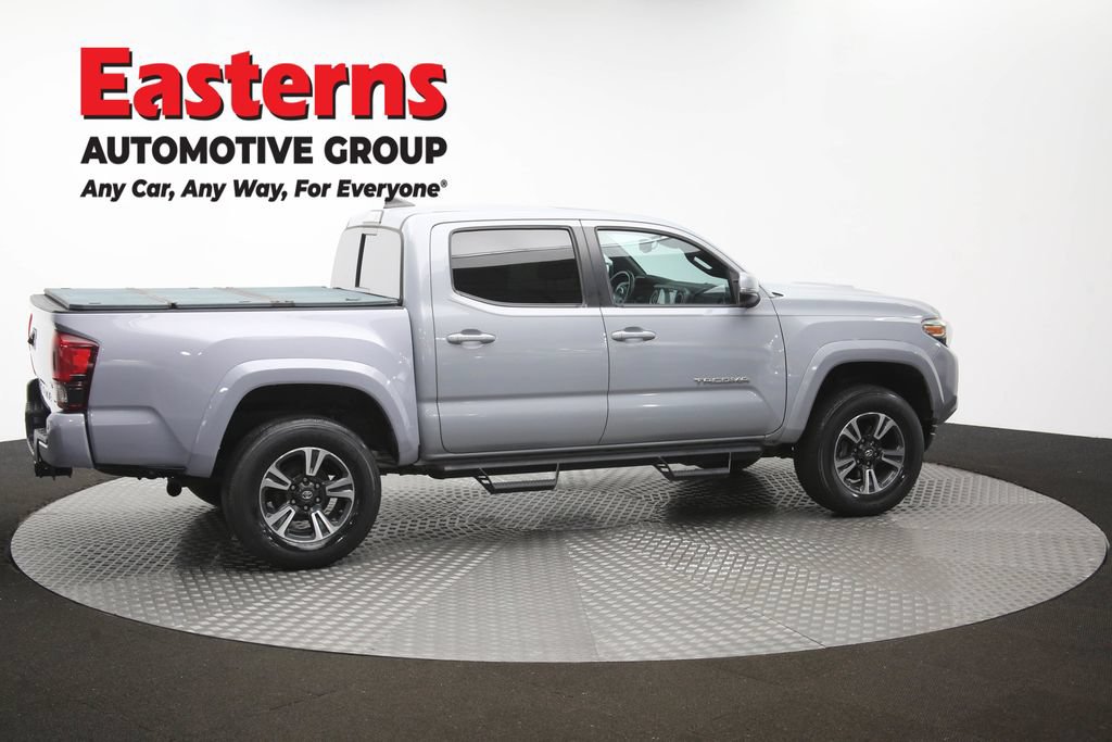 Used 2018 Toyota Tacoma TRD Sport AWD/4WD image 46