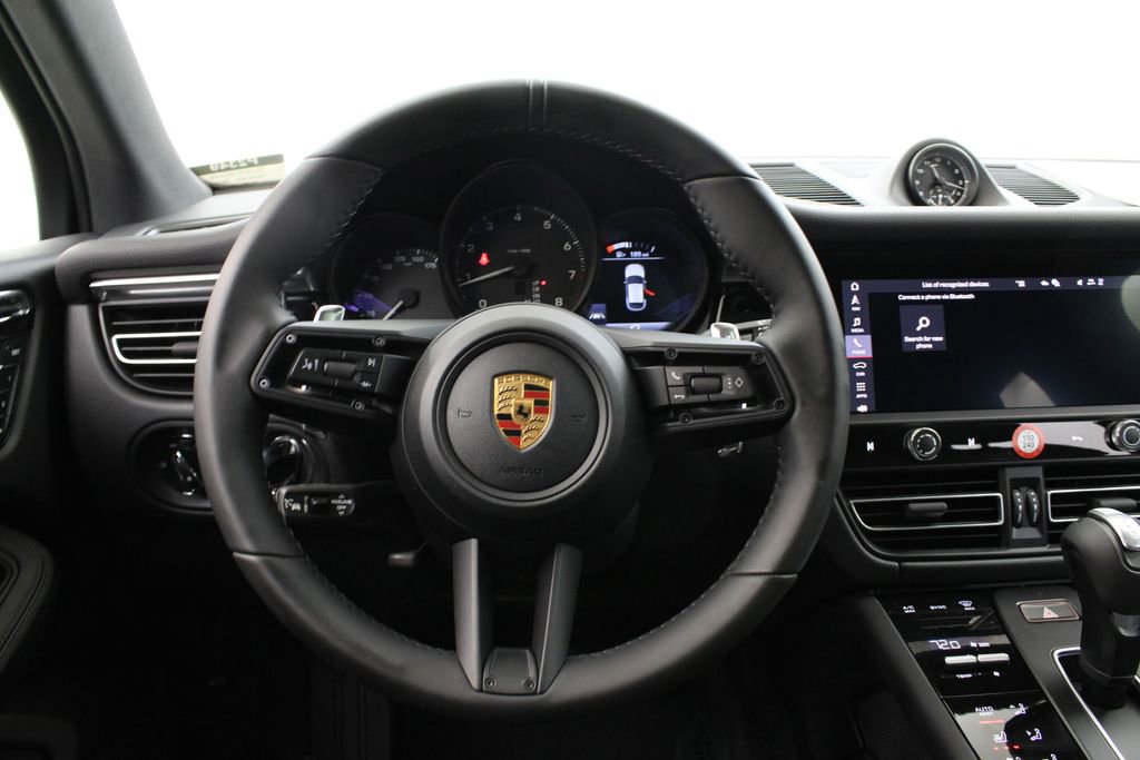 New 2026 Porsche Macan image 29