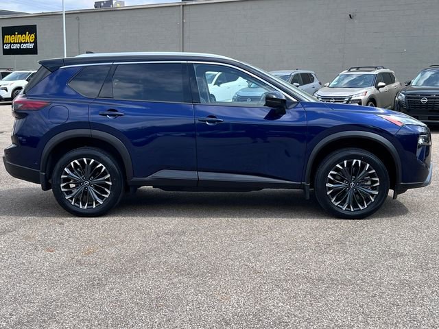 Used 2025 Nissan Rogue SL w/ Tech Package AWD/4WD image 45