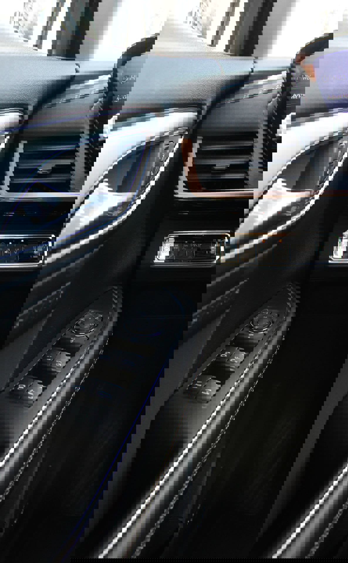 Used 2025 Buick Envision Sport Touring image 14