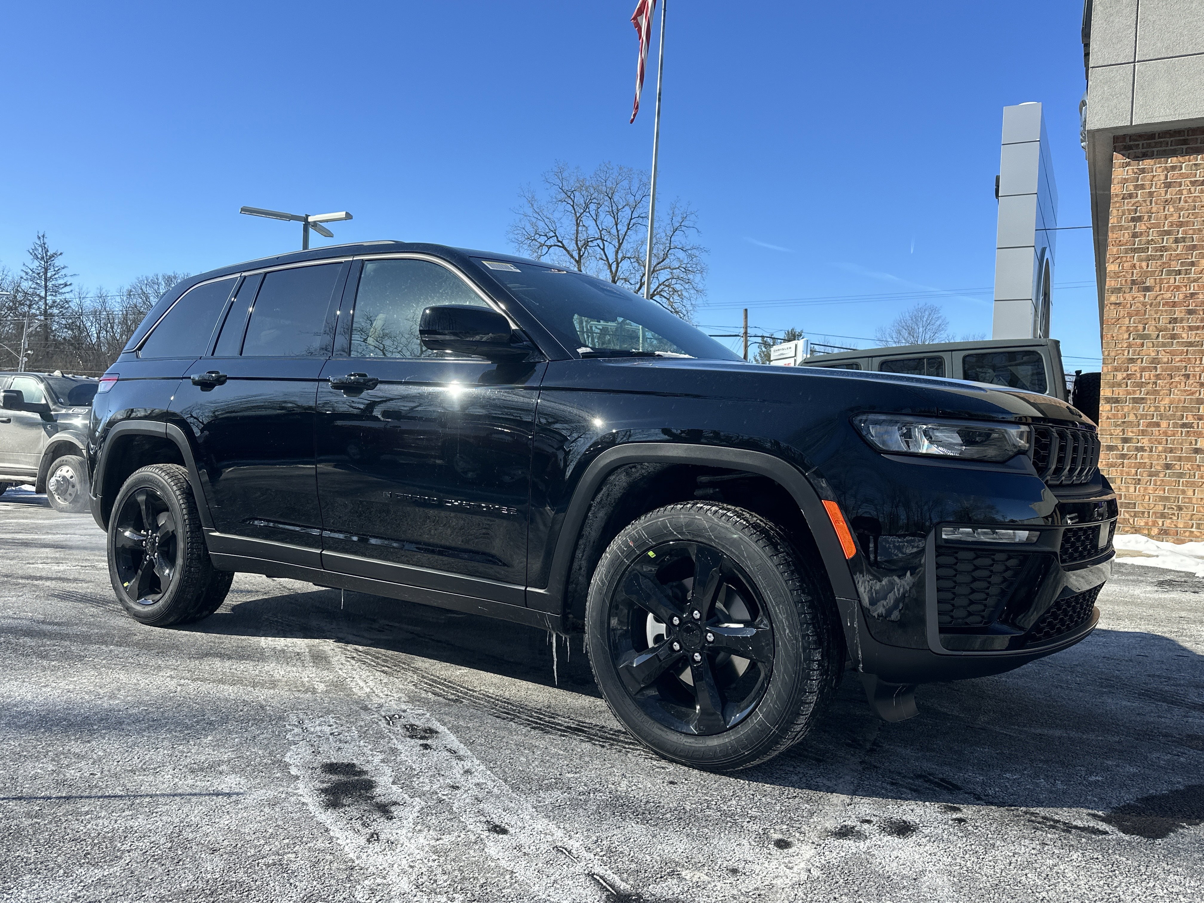New 2026 Jeep Grand Cherokee Limited w/ Limited Altitude Package image 21