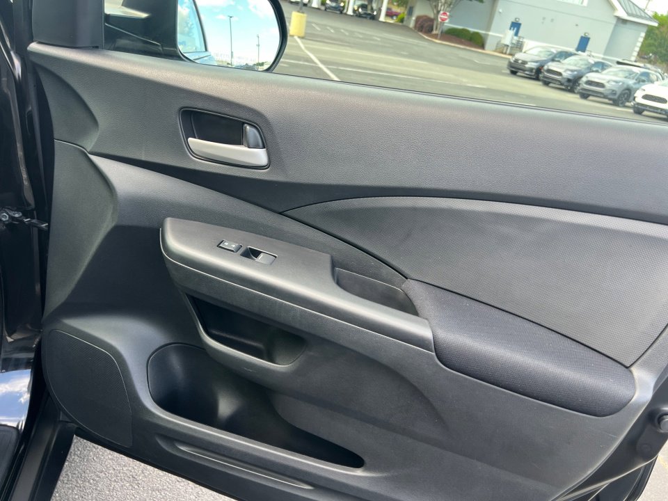 Used 2016 Honda CR-V LX image 35