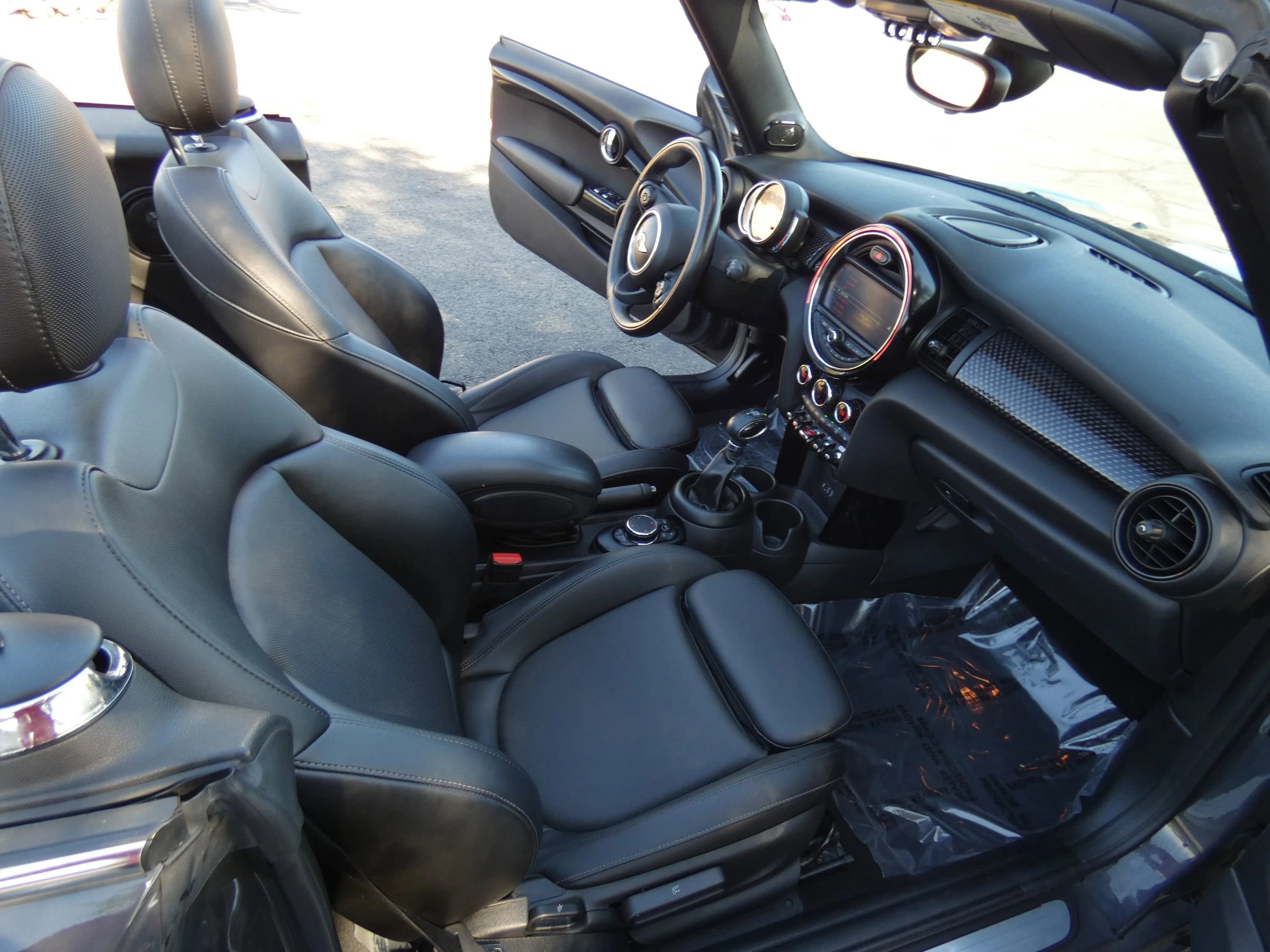 Used 2018 MINI Cooper S image 24