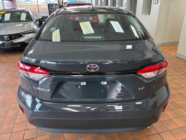 Used 2025 Toyota Corolla LE image 11