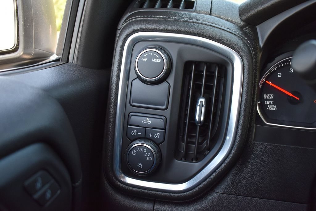 Used 2021 Chevrolet Silverado 1500 LT RWD image 20