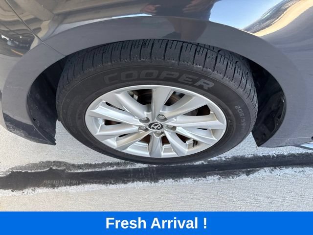 Used 2023 Toyota Corolla LE w/ LE Convenience Package FWD image 21