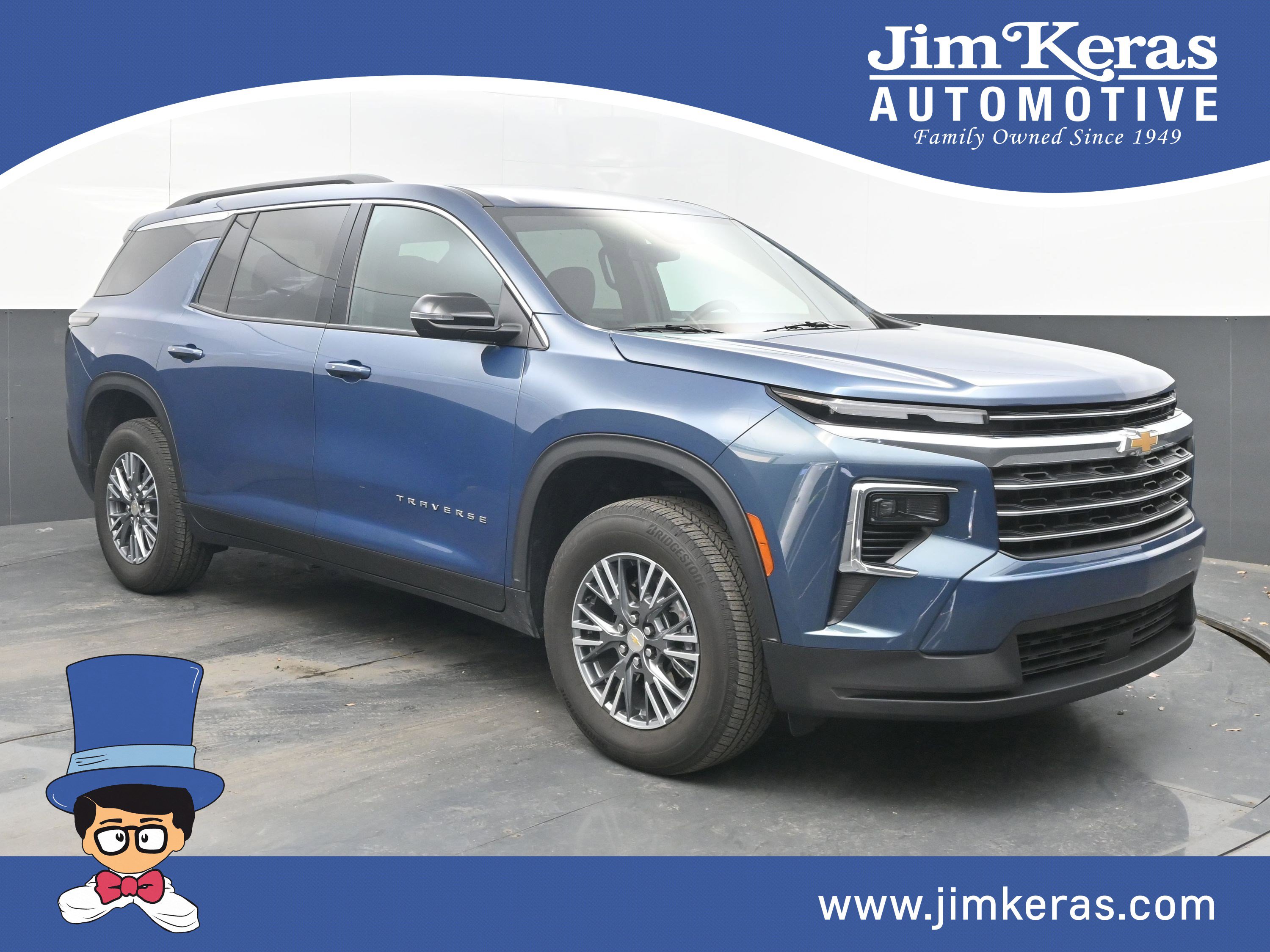 Used 2025 Chevrolet Traverse LT image 1